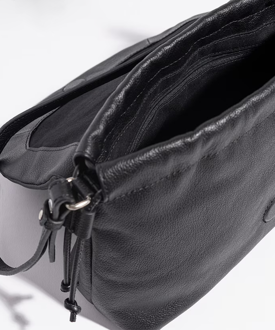 クロスボディバッグ / Black