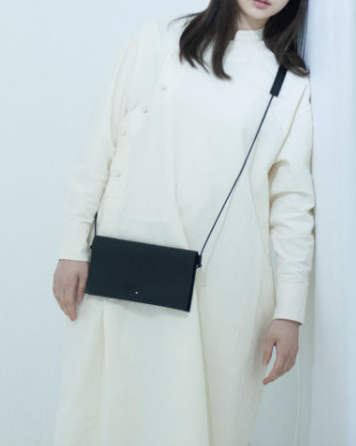 TOCHIGI LEATHER POCHETTE / Black