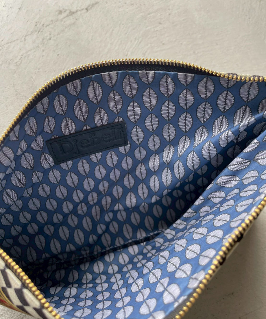 ポーチ / The Torero