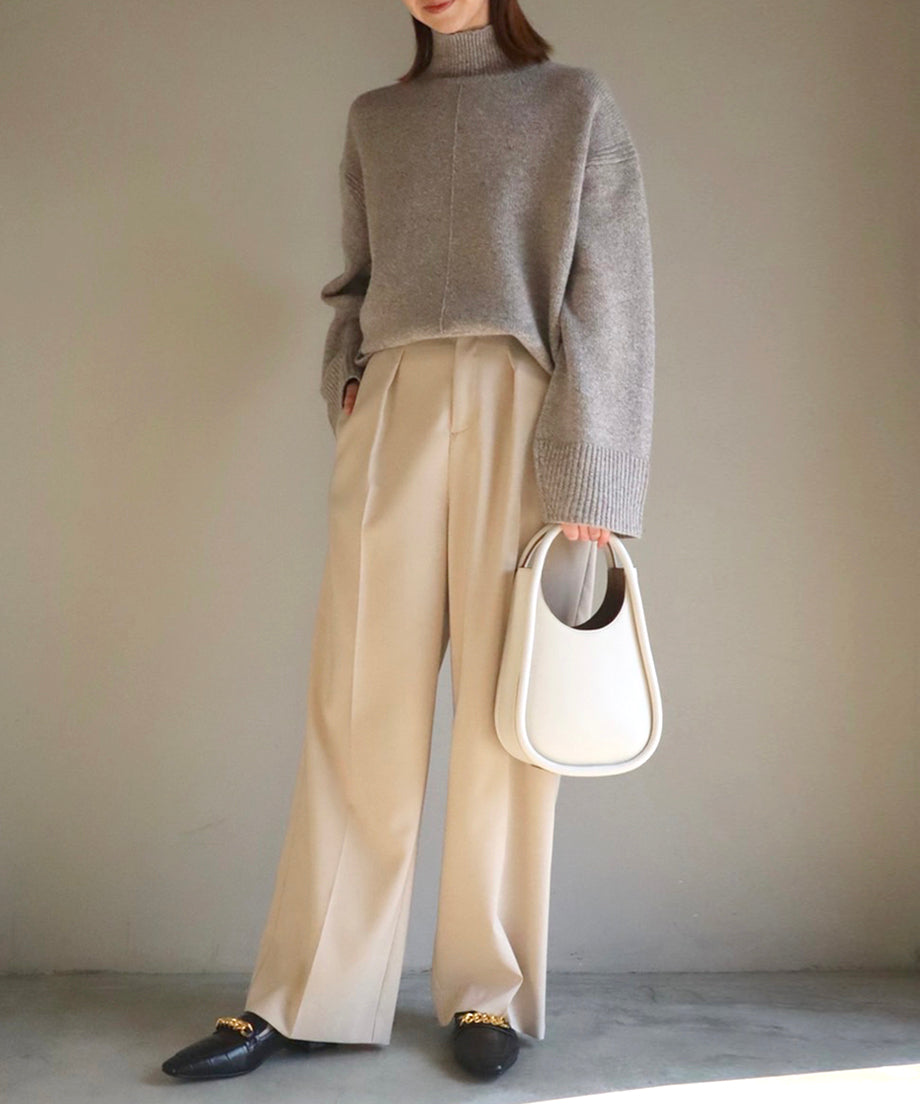 ストレートパンツ / Beige