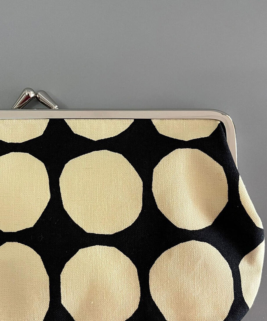 がま口ポーチ / Black & Beige