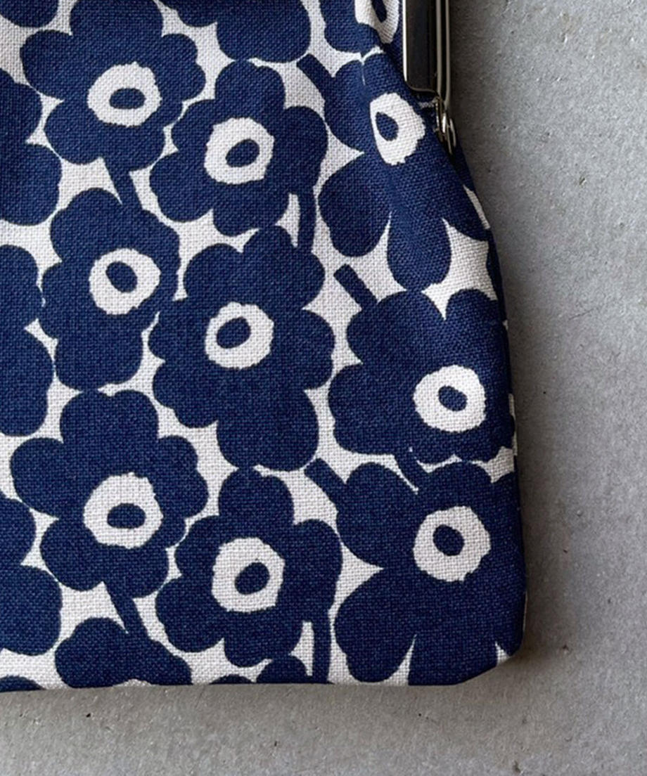 がま口ポーチ / Beige & Navy