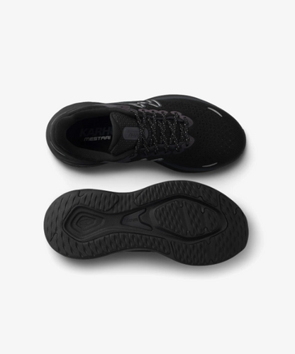 スニーカー / Black & Black
