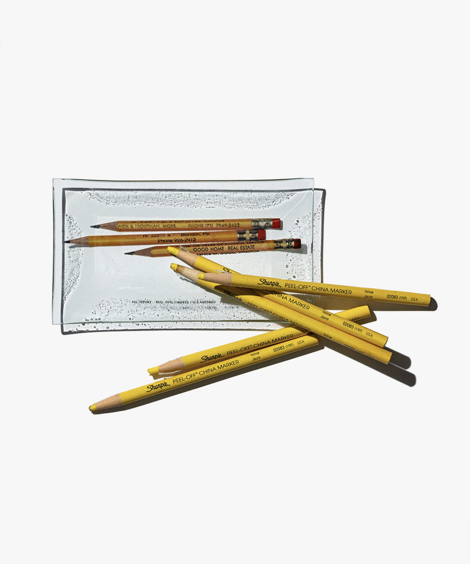 トレイ / Pencil
