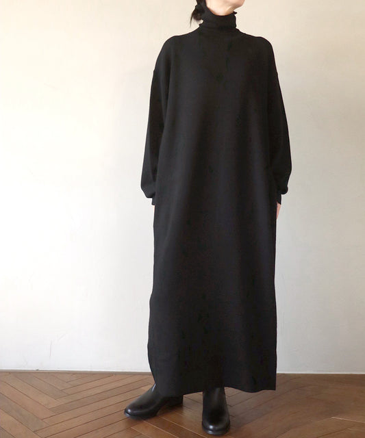 ニットワンピース / Black