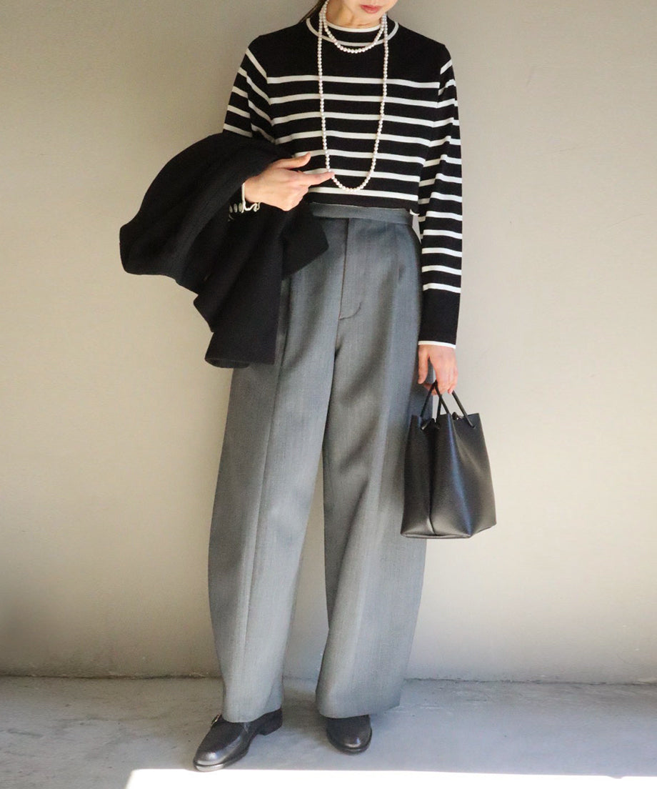パンツ / Top gray