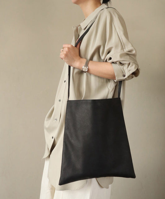 ZUTA M / Black