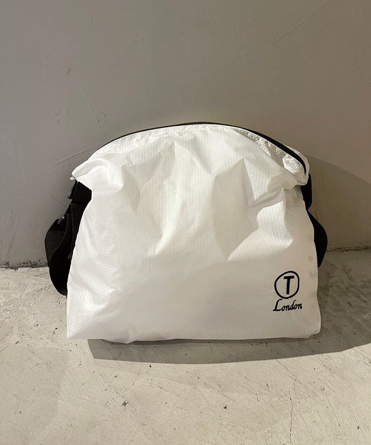 ショルダーバッグ / White & London