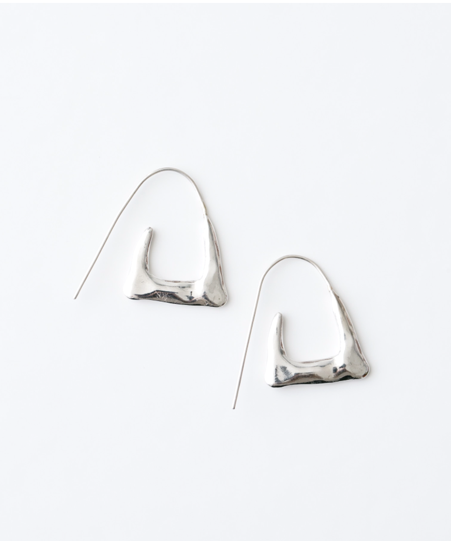 スクエアピアス / Silver
